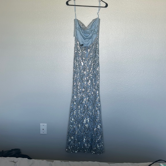 only used once, in great condition. - Picture 2 of 5